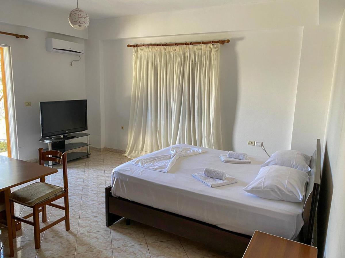 Vila Ab Ksamil Exterior photo